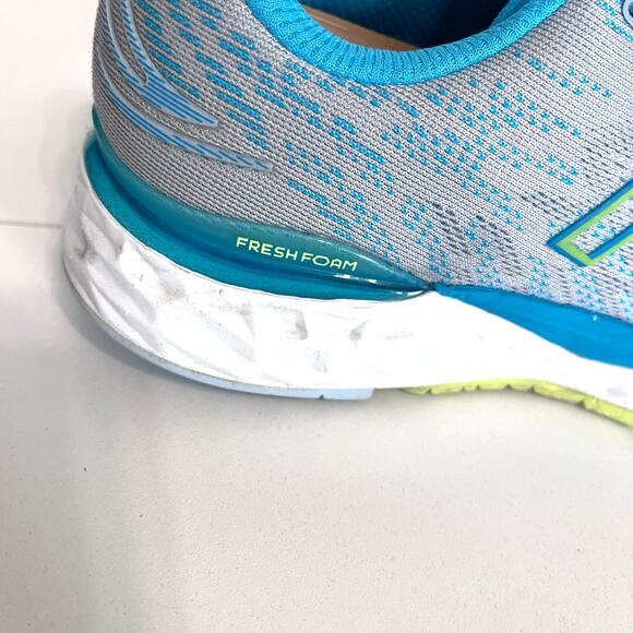 New Balance Fresh Foam 880v11 Womens Sneakers Size 9 Gray Blue Athletic Running - Picture 6 of 9